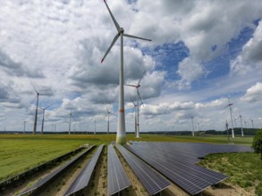 Wind farm near Marsberg, photovoltaic system, utilisation of land for renewable energies,