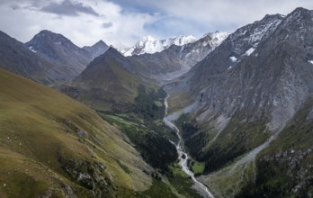 Aerial view, Green Mountain Valley, Chon Kyzyl Suu, Tien-Shan Mountains, Kyrgyzstan, Asia