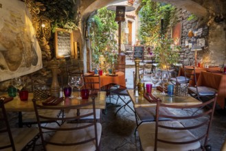 Restaurant, Bormes-les-Mimosas, Département Var, Provence-Alpes-Côte d'Azur, South of France,