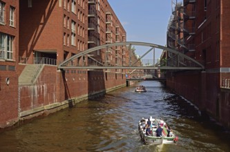 Europe, Germany, Hamburg, Speicherstadt, Kehrwiederfleet, barge, canal cruise, Hamburg, Hamburg,