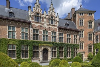 Kasteel van Gaasbeek courtyard, originally 13th century medieval fortified castle but renovated in