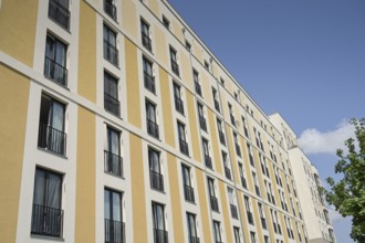 New construction of the property company Hines, residential building, Südkreuz city quarter,