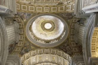 Interior view, dome of St Peter's Basilica, San Pietro in Vaticano, Basilica of St Peter in the