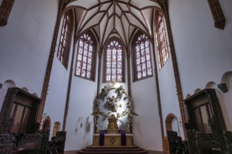 Interior, altar, choir, Church of Our Dear Lady, monastery church, Frankfurt am Main, Hesse,