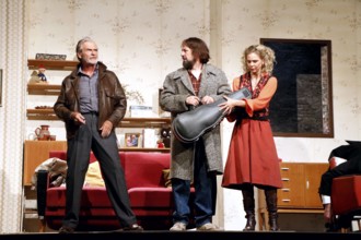 Marko Pustišek, citizen Lars Dietrich and Sabine Fürst at the photo rehearsal on Stasi, stress and