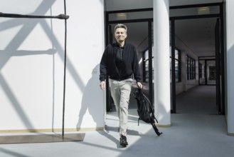 Rolf Mützenich, SPD parliamentary group leader, arrives at the SPD Presidium meeting after the