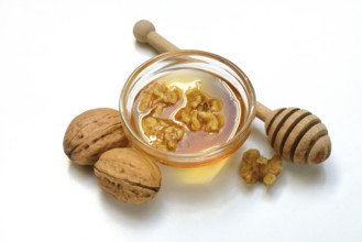 Walnuts in blossom honey, honey and walnuts