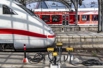 Digitalisation at Deutsche Bahn, in the yellow cable protection and distribution boxes the data
