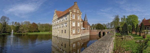 Moated castle Hülshoff, Havixbeck, Münsterland, North Rhine-Westphalia, Germany, Europe