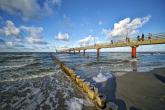 Diving gondola at the Zingst pier, cloudy mood, Zingst, Fischland-Darß-Zingst peninsula,
