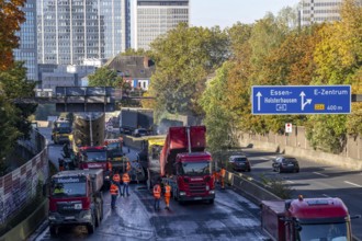 New whisper asphalt surface for the A40 motorway, in the city of Essen, direction Dortmund, 95, 000