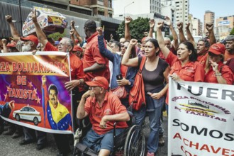 Demonstration in favour of the government of taxi and transport collectives, Chacao, Caracas,