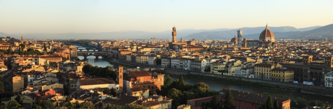 View of Florence from Piazzale Michelangelo, Florence, Tuscany, Italy, Europe