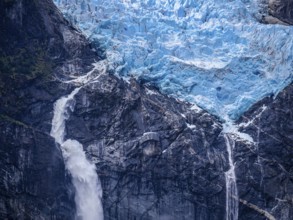 Hanging glacier, Ventisquero Colgante, Quelat national park near Puyuhuapi, Patagonia, Chile, South