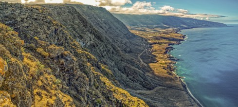 Landscape on the caldera rim of El Hierro