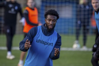 Kelvin Arase at SV Waldhof Mannheim training session