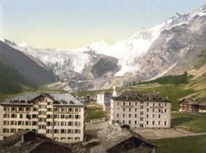 Hotels in Saas-Fee, Gemeinde im Kanton Wallis, Schweiz / Saas Fee, the hotels, Valais, Alps of,