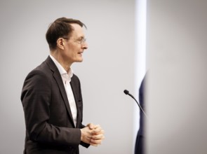 Prof Karl Lauterbach (SPD), Federal Minister of Health, at a press conference on the talks with