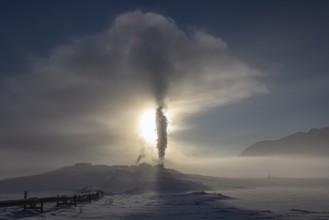 Oil production in the Arctic, oil pumping station on the Trans Alaska Pipeline in winter, Brooks