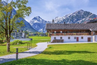 Historic farmhouse Fischergut with Karwendekgebirge, Pertisau, Achensee, Tyrol, Austria, Europe