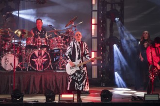 Billy Corgan, lead singer of The Smashing Pumpkins live on The World is a Vampire Tour at the