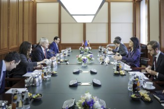 (R-L) Annalena Bärbock, Federal Foreign Minister, meets Alberto van Klaveren Stork, Foreign