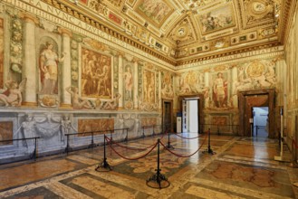 Ceiling painting and golden wall decorations in the Sala Paolina, Pope's chamber, Castel Sant