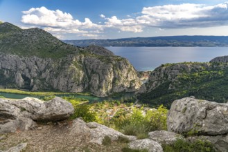View of the Cetina Gorge with the river Cetina and the town of Omis, Croatia, Europe