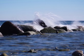 Wave play, Baltic Sea beach, Mecklenburg-Western Pomerania, Germany, Europe