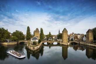 Ponts Couverts Bridge, La Petite France, River Ill, Strasbourg, Alsace, France, Europe