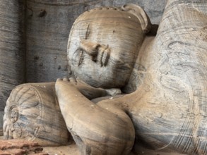 Reclining Buddha statue, Gal Vihara, Polonnaruwa, Sri Lanka, Asia