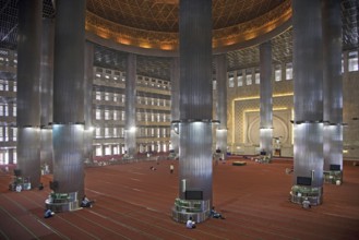 Interior of the Istiqlal Mosque, Masjid Istiqlal, largest mosque in Indonesia and South East Asia