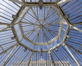 Roof construction, Temperate House, largest Victorian greenhouse in the world, Royal Botanic
