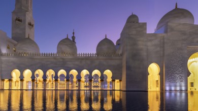 Abu Dhabi Grand Mosque, Iconic Landmark and Architectural Marvel of UAE