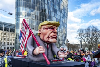 Rose Monday parade Carnival parade in Düsseldorf, North Rhine-Westphalia, Germany, Europe