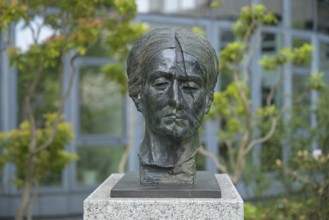 Bust of Edith Stein, Street of Remembrance, Spreebogen, Moabit, Mitte, Berlin, Germany, Europe