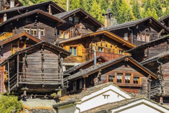 Old wooden houses in the historic village centre, Grimentz, Val d'Anniviers, Valais Alps, Canton