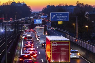 Motorway A40, Ruhrschnellweg, in Essen, route through the city centre, is affected by a possible