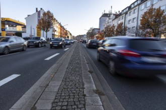 Gladbecker Straße in Essen, B224, inner-city street in Essen heavily polluted by air pollution,
