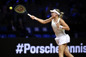 Ekaterina Alexandrova (RUS) Action Tennis Ladies Porsche Cup, Grand Prix, GP, Stuttgart 2025,