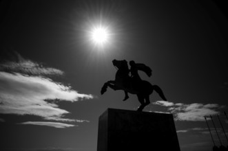 Statue, statue, monument, commander Alexander the Great on his horse Voukefalas, promenade,