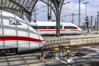 Digitalisation at Deutsche Bahn, in the yellow cable protection and distribution boxes the data