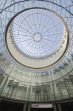 Kunsthalle Schirn with round glass dome, glass window, glass building, inscription, modern