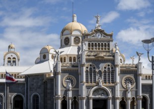 Exterior view, Basílica de Nuestra Señora de Los Ángeles, Cartago, Costa Rica, Central America