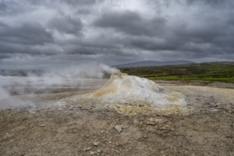 Steaming fumarole, Hveravellir geothermal area, Icelandic Highlands, Suðurland, Iceland, Europe