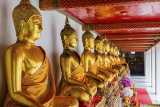 Historic Buddha statues at Wat Pho Temple, sitting, seated, Buddhism, religion, world religion,