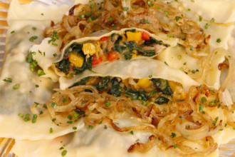 Swabian cuisine, Maultaschen, vegetarian, vegetable Maultaschen, vegetables in noodle dough,