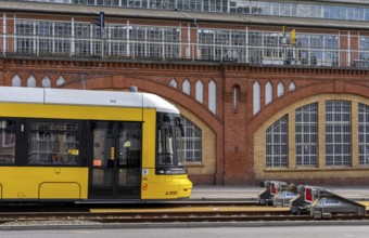 Warschauer Straße station, final tram stop, public transport, Berlin, Germany, Europe