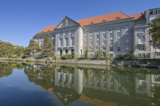 Federal Ministry of Defence, Landwehrkanal, Reichpietschufer, Tiergarten, Mitte, Berlin, Germany,
