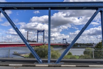 The Friedrich Ebert Bridge over the Rhine between Ruhrort and Homberg, Brücke Königstraße,